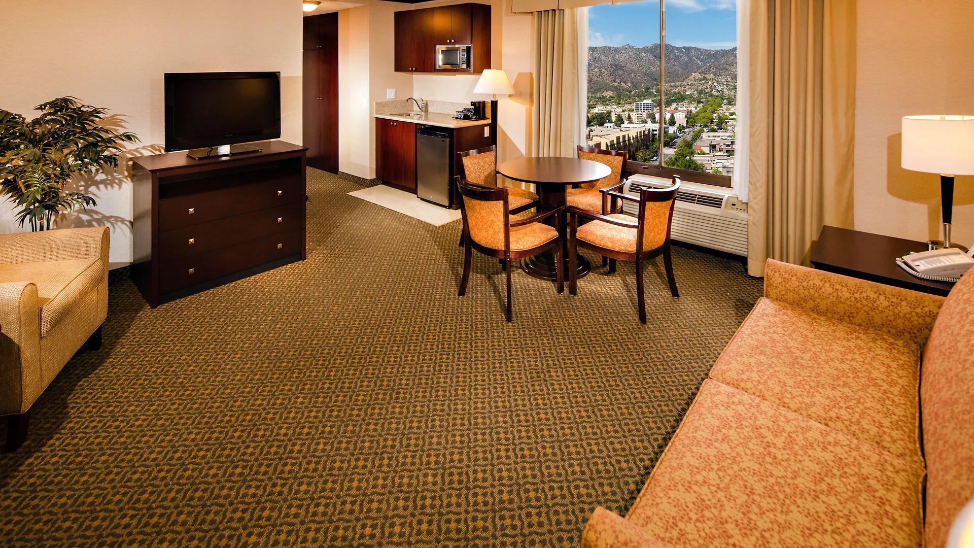 Hotel Burbank 3*,