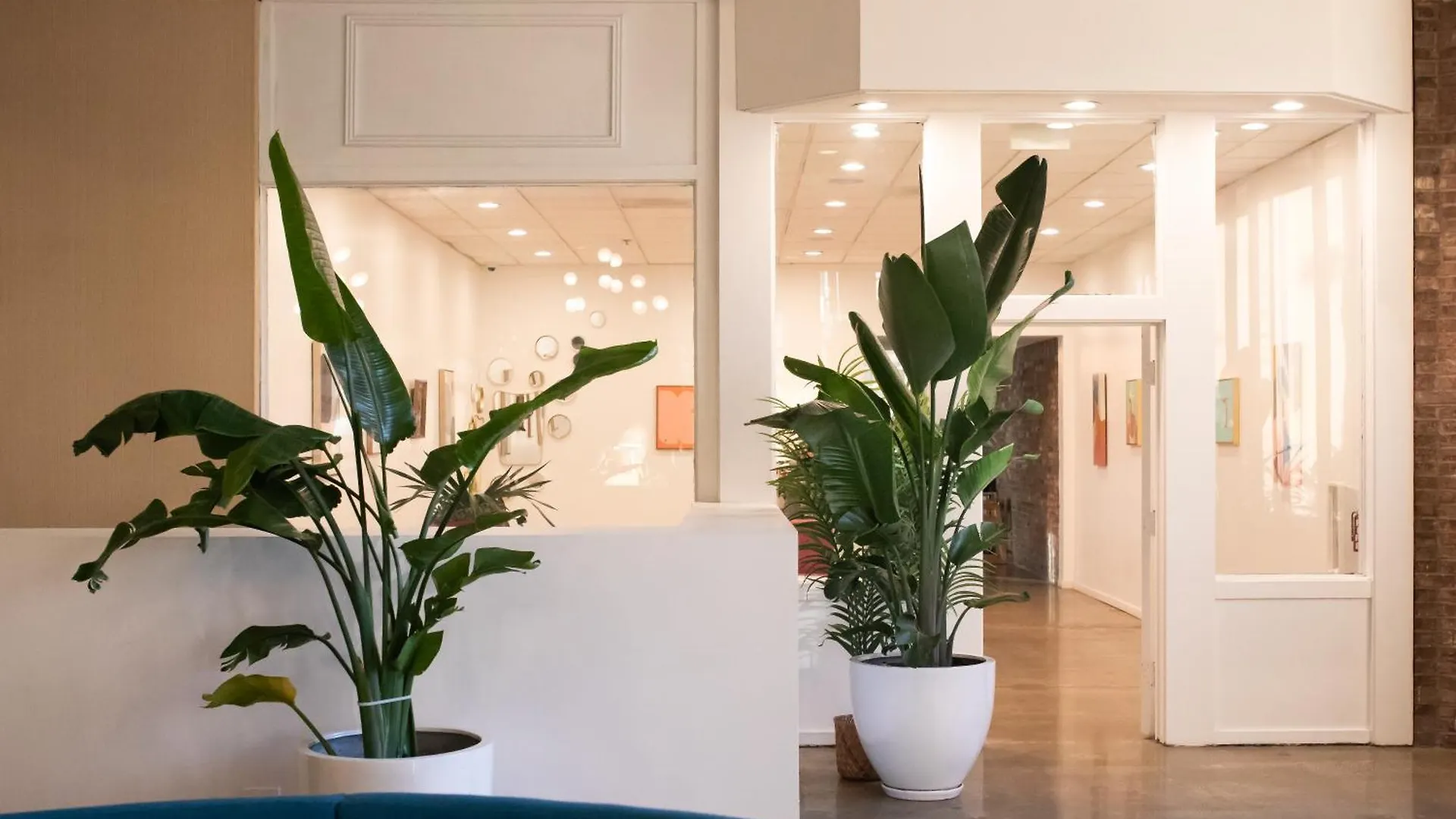 ***  Hotel Burbank United States